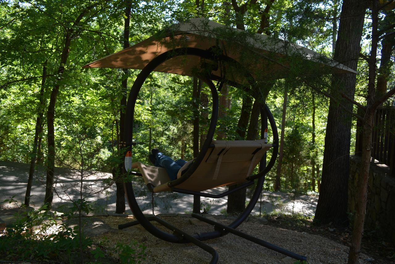 The Woods Cabins Eureka Springs Bagian luar foto