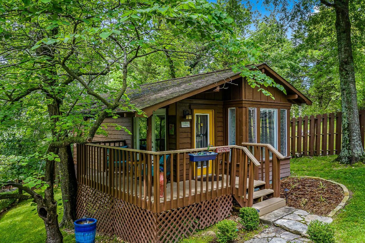 The Woods Cabins Eureka Springs Bagian luar foto