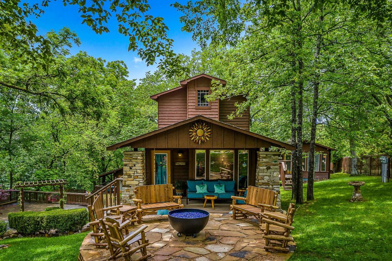 The Woods Cabins Eureka Springs Bagian luar foto