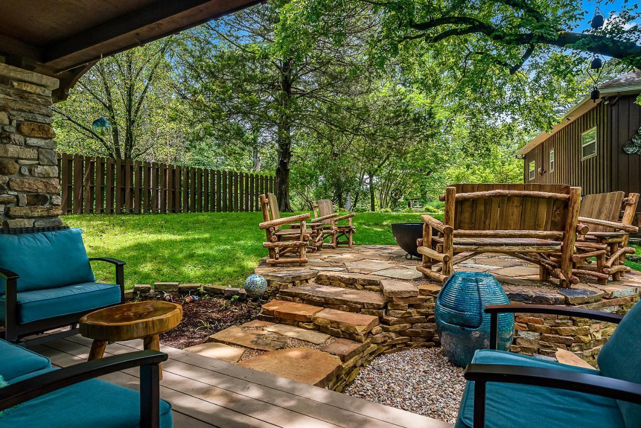 The Woods Cabins Eureka Springs Bagian luar foto